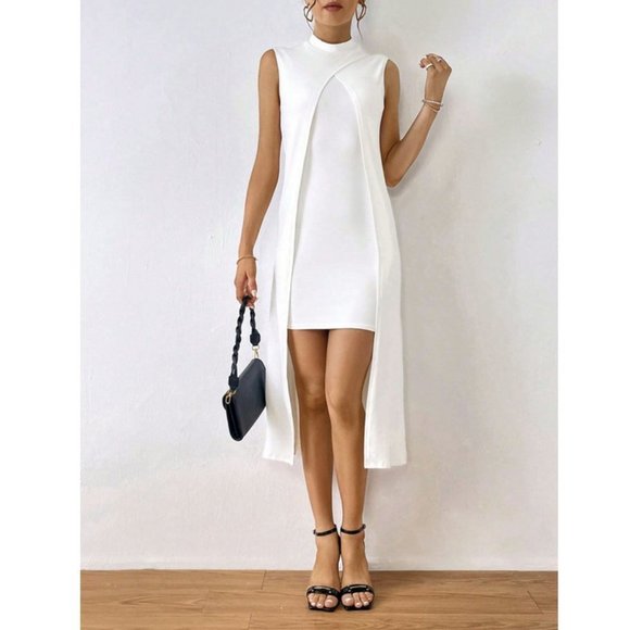 Contemporary Mock Neck Sleeveless Dress - Picture 4 of 5